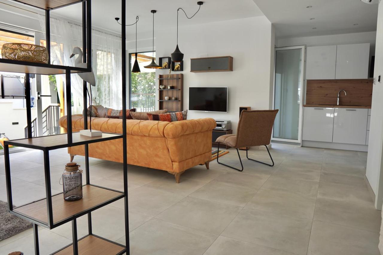 Villa Borna B20 Trogir Exterior photo