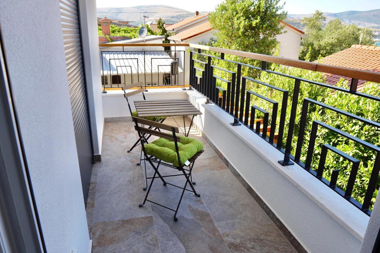 Villa Borna B20 Trogir Exterior photo